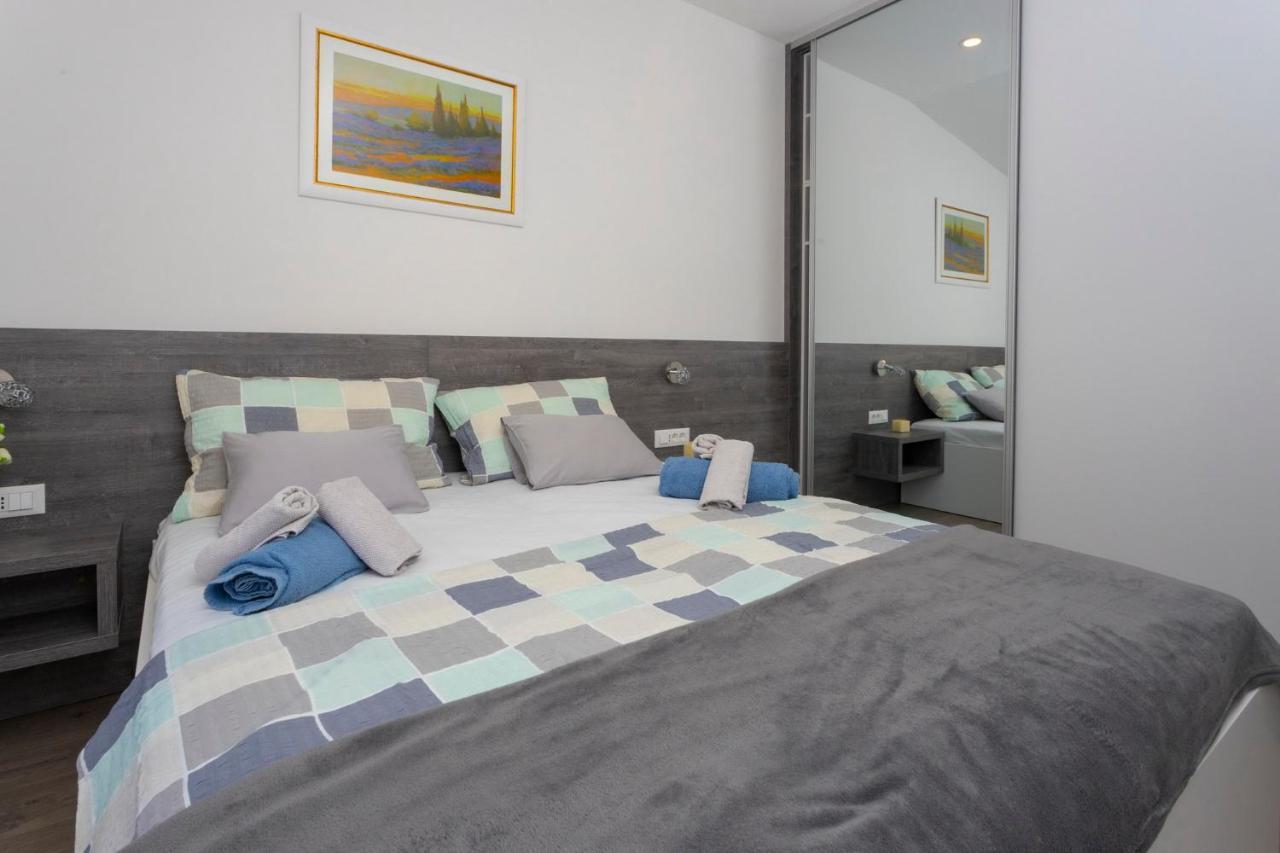 Ferienwohnung Koko Makarska Exterior foto