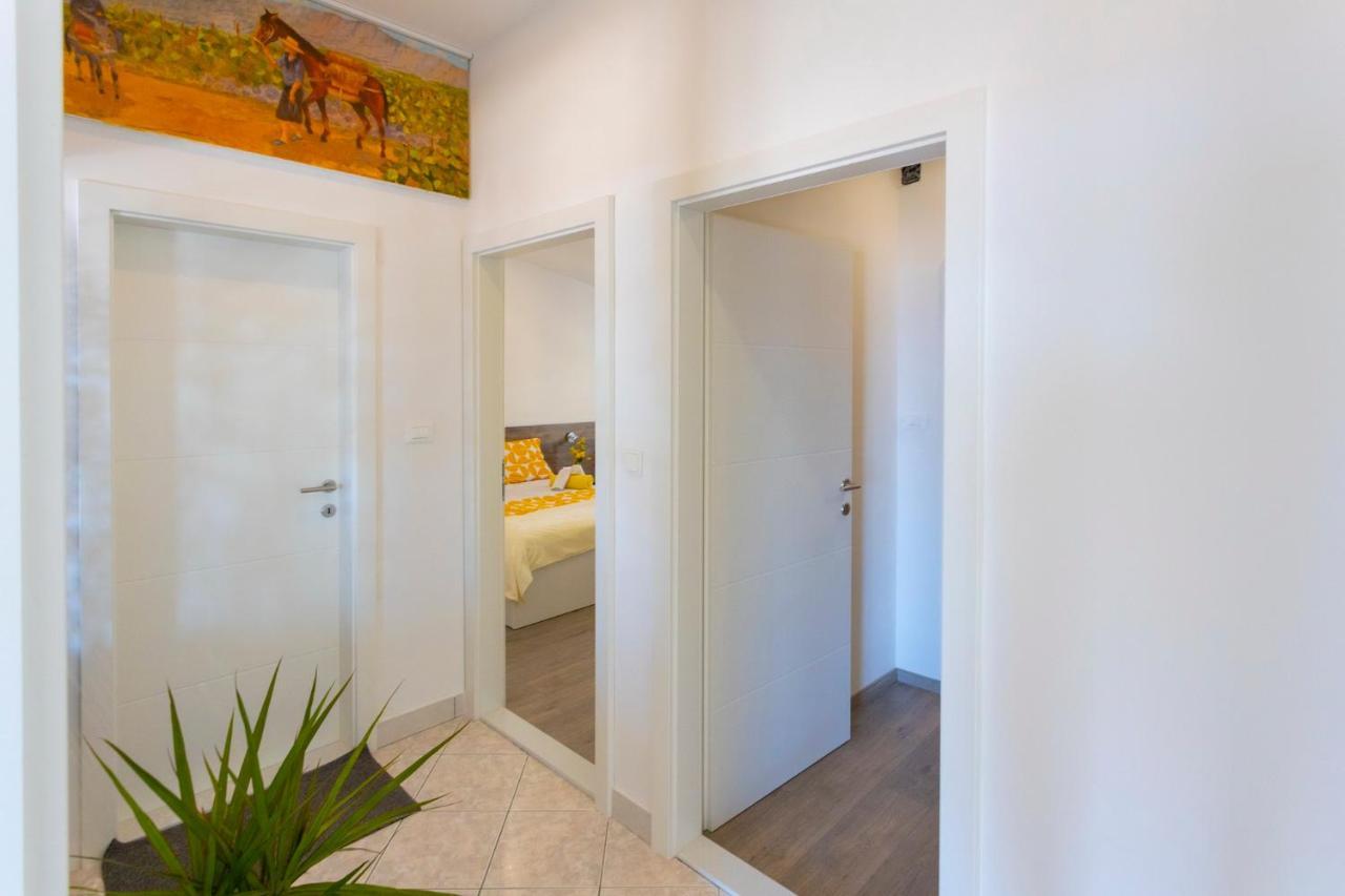 Ferienwohnung Koko Makarska Exterior foto