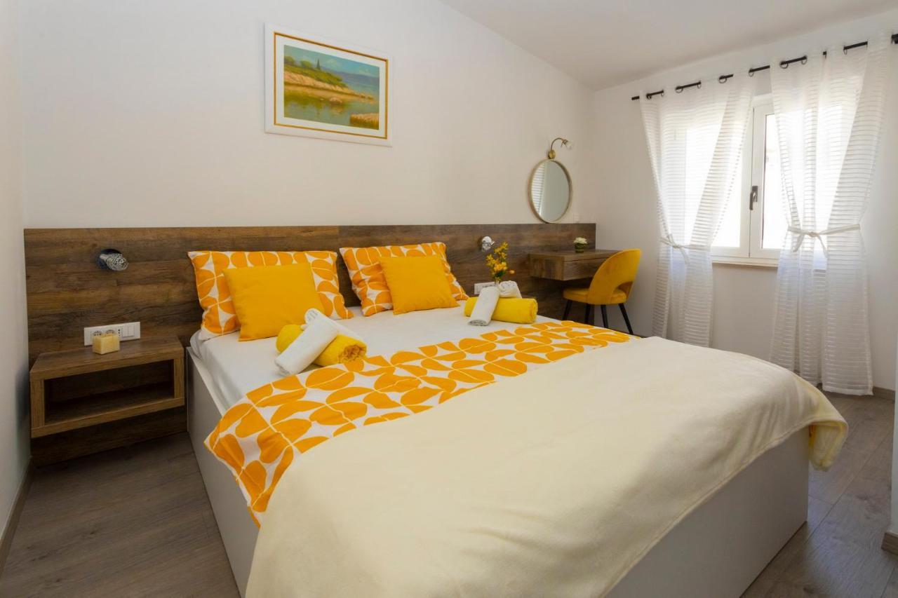 Ferienwohnung Koko Makarska Exterior foto