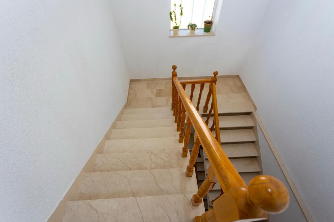 Ferienwohnung Koko Makarska Exterior foto