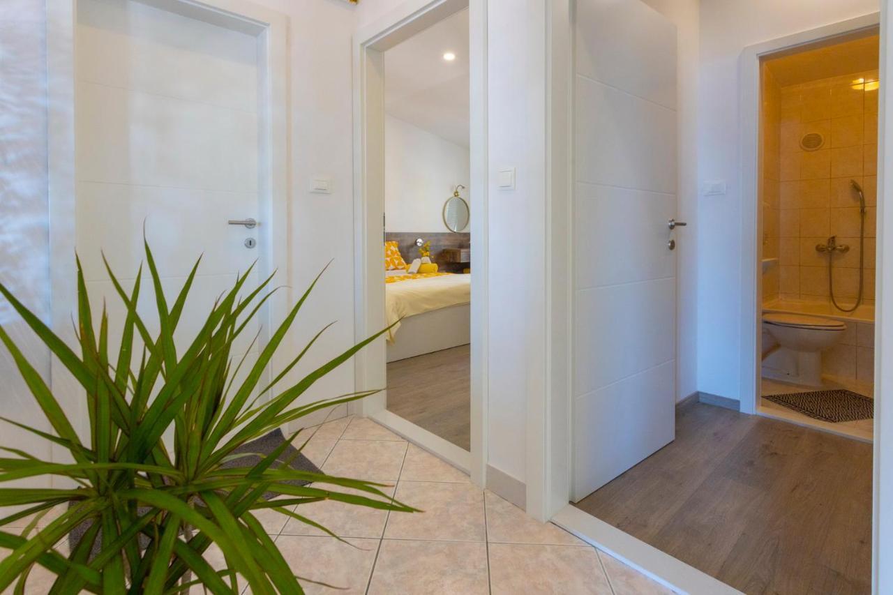 Ferienwohnung Koko Makarska Exterior foto